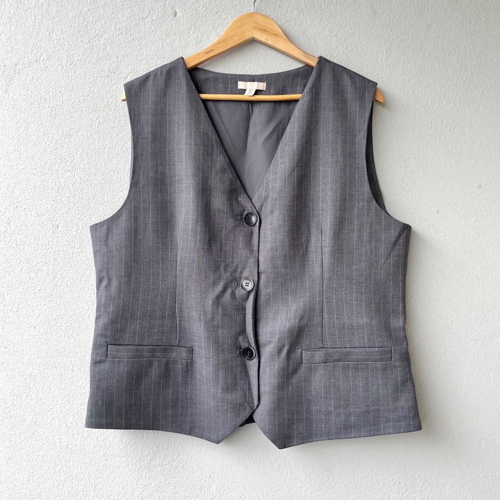 H&M | Tailored Grey Pinstripe Vest